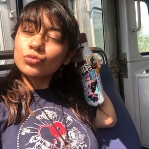 Meet your Posher, Monica